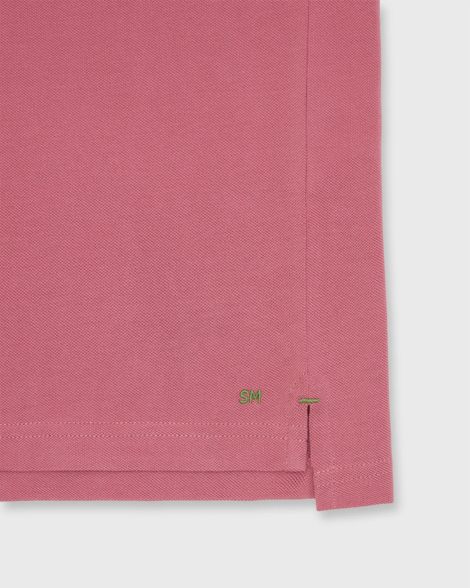 Short-Sleeved Polo in Berry Pima Pique